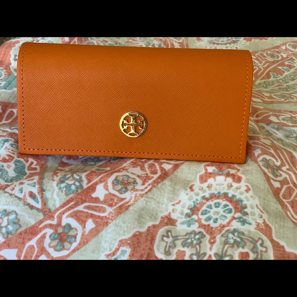Tory Burch sunglass case